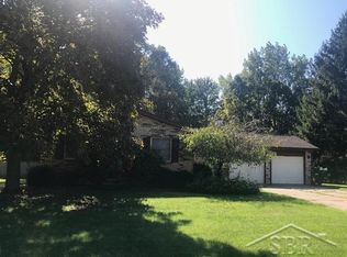 3629 Cottage Grove Ct, Saginaw, MI 48604