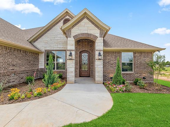2nd image of 408 Fowler Dr