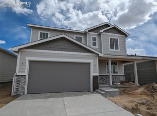 5677 Mammoth Ln, Colorado Springs, CO 80923