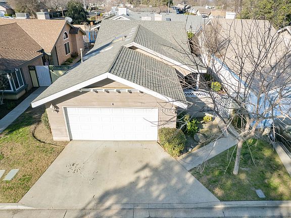 3rd image of 1710 E Perez Ct