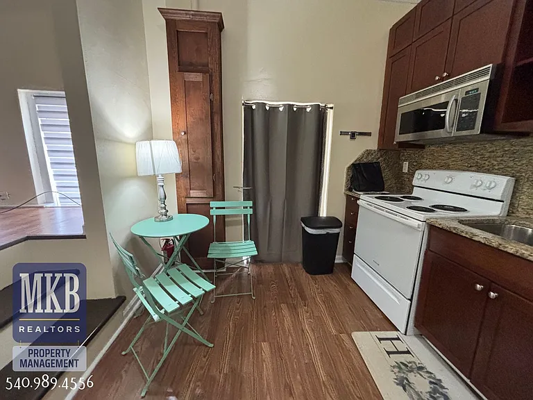 17 S College Ave — Photo 7