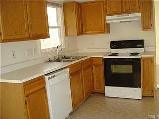 3rd image of 5810 Walnut Cove Dr