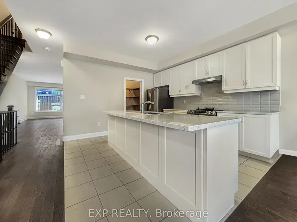 923 Isaac Phillips Way, Newmarket, ON L3X 0M7