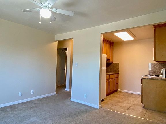 3rd image of 460 S 4th St APT 8