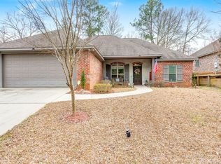 39 Tuscan Ln, Sumrall, MS 39482