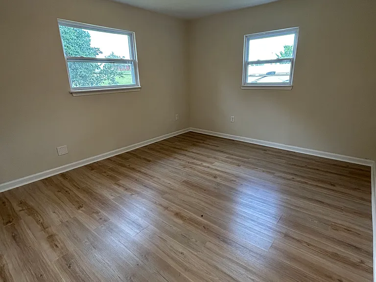 1124 Whites Mill Rd — Photo 12