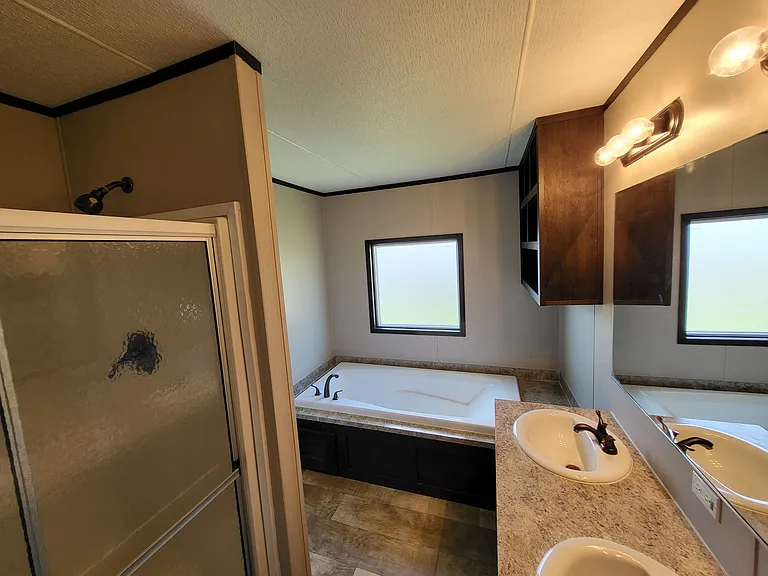 Woodlake Estates (TX) — Photo 42