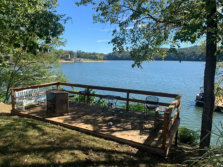 15 Lake Village Ct #15 — Photo 17