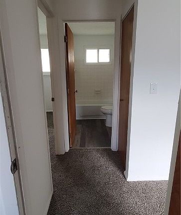 5th image of 215 Brace Ave #A