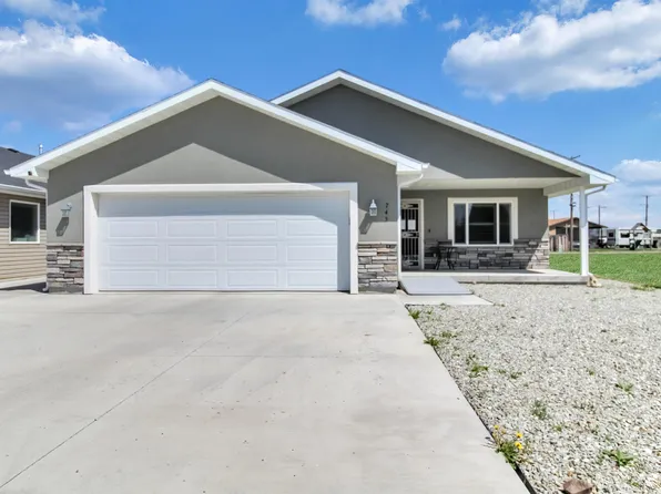 745 Malta Ave, Burley, ID 83318