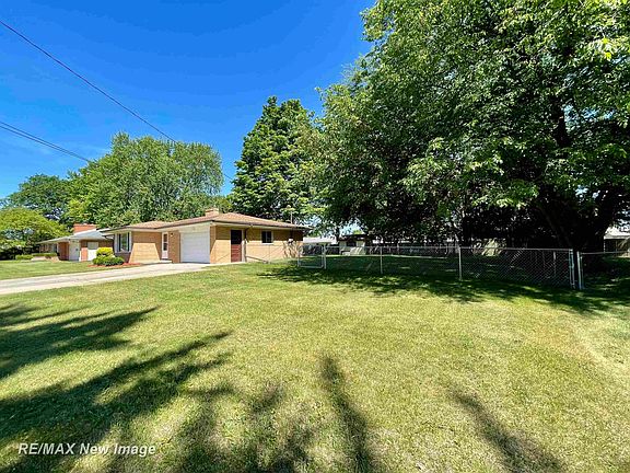 4th image of 3192 Luther Rd