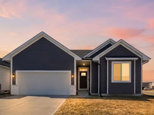 720 NE Pearl Dr, Ankeny, IA 50021