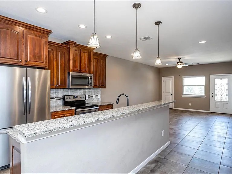 134 Honopu Dr — Photo 2