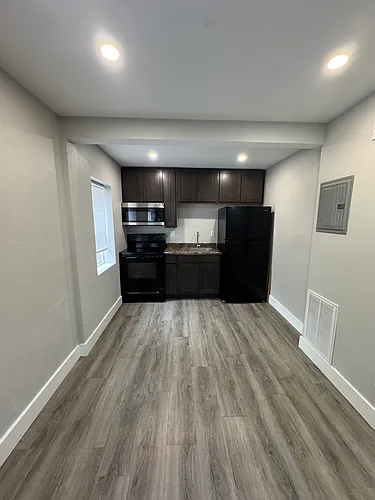 124 N Eddy St #16 Photo 1