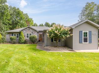 9412 Sunset Dr, Stanwood, MI