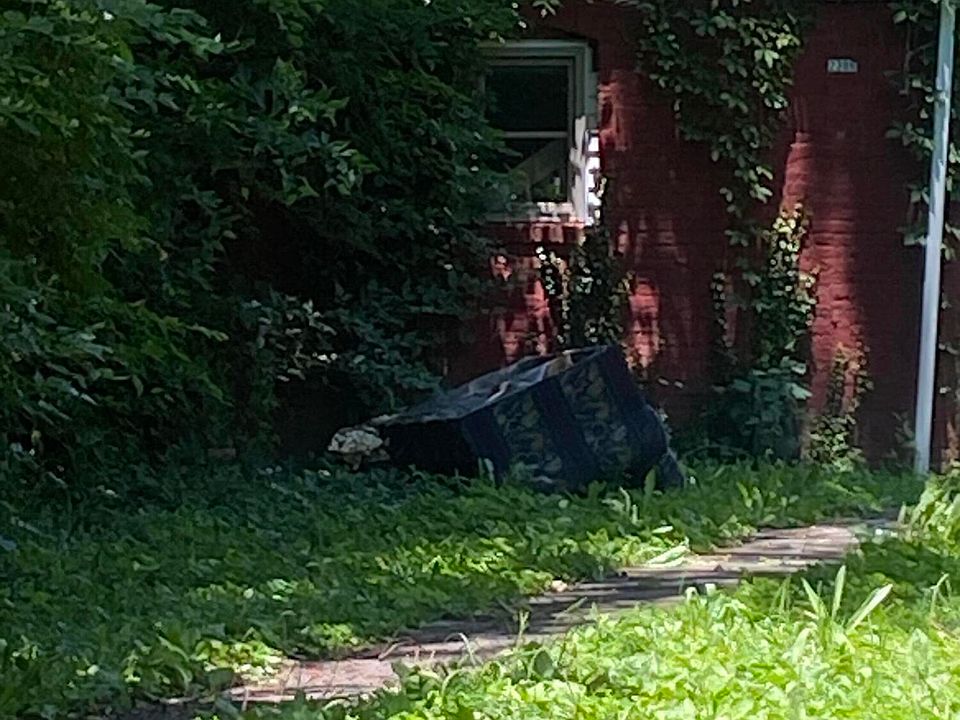 2nd image of 2306 W Madison St