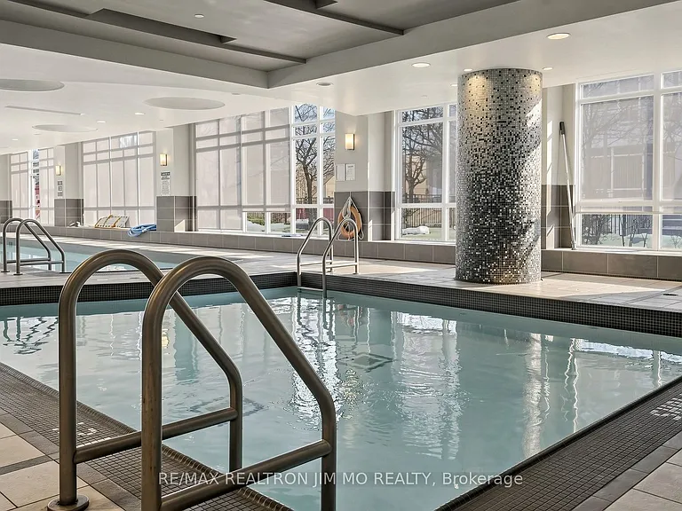 18 Holmes Ave #1606 — Photo 28