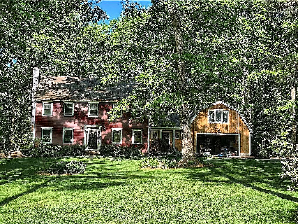 44 Country Farm Rd, Stratham, NH 03885 Zillow