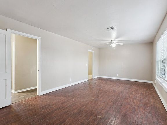 3rd image of 1416 SE 39th St