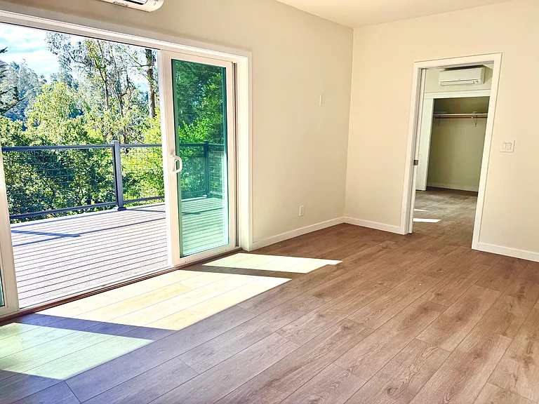 5930 Balboa Dr — Photo 3