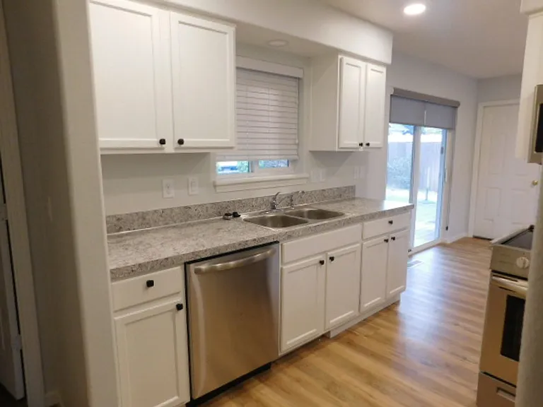 5351 Landon St SE — Photo 4