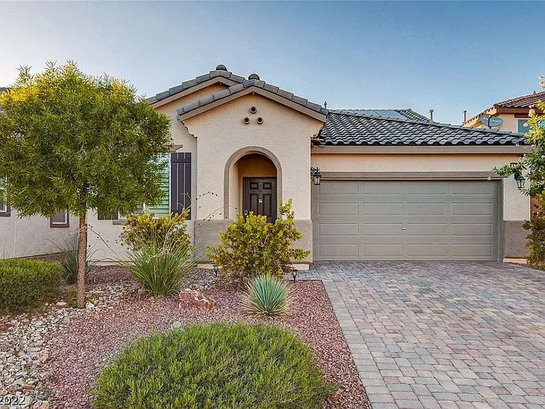 5749 Country Lake Ln — Photo 3
