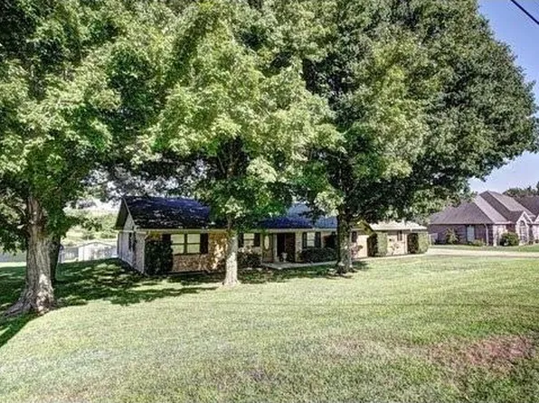 1017 Fish Hatchery Rd, Natchitoches, LA 71457
