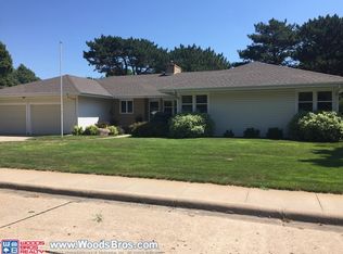 517 S Tilden St, Grand Island, NE 68803