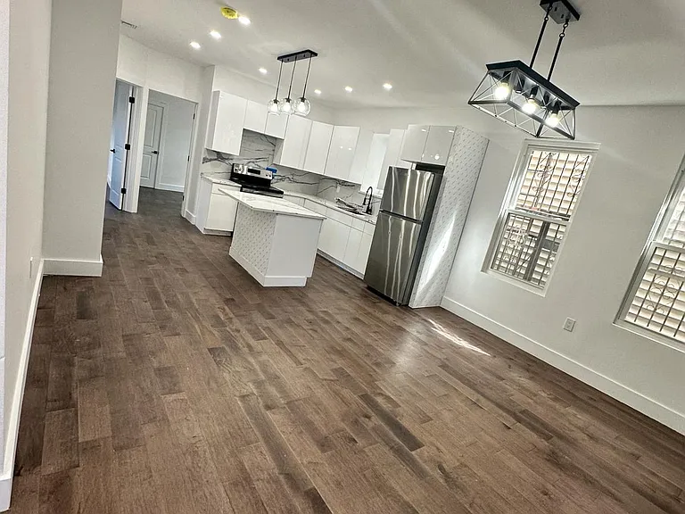 321 S Orange Ave #3 — Photo 1