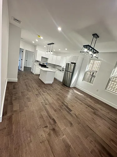 321 S Orange Ave #3 Photo 1