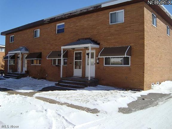 5th image of 16234 Edgewood Ct