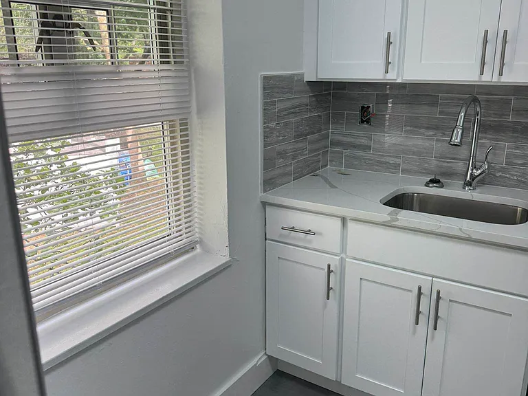 185-19 64th Ave #2B — Photo 10
