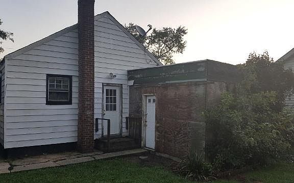 2nd image of 110 Ludlam Ave