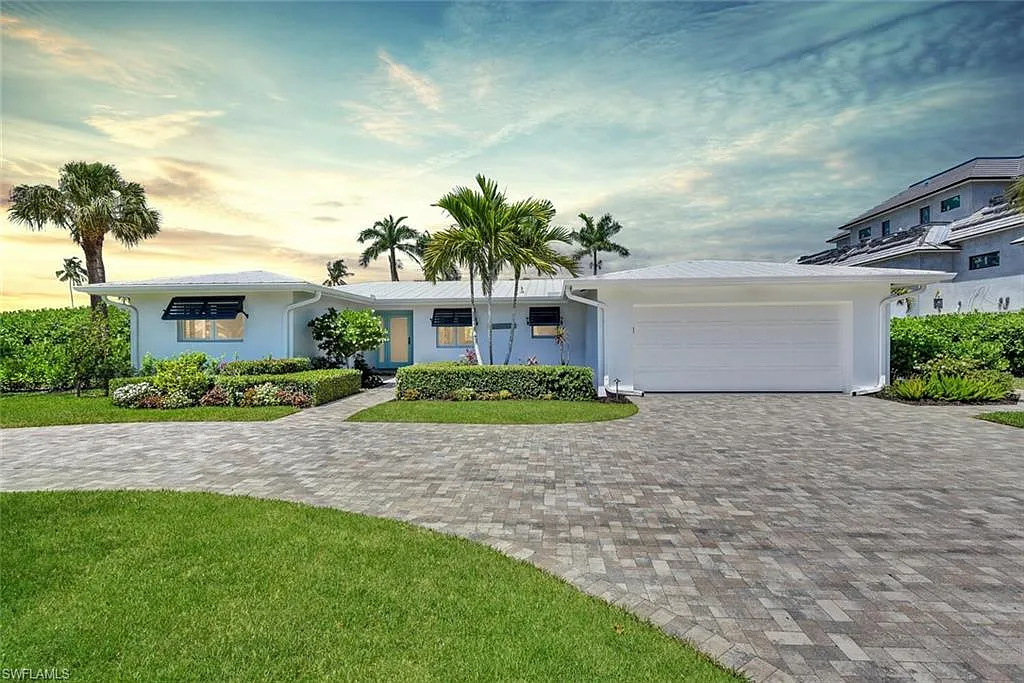 4 bed, 3.0 bath, 2413 sqft, $32,000 — Photo 1