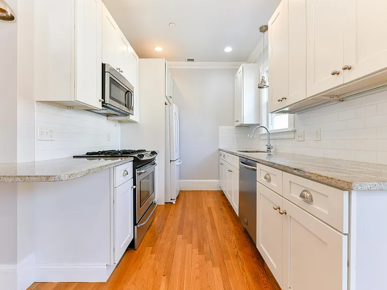 14 Armstrong St #2 — Photo 3
