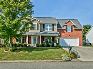 6829 Amberfield Ln, Knoxville, TN 37918