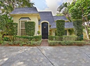 550 Sabal Palm Rd, Miami, FL 33137