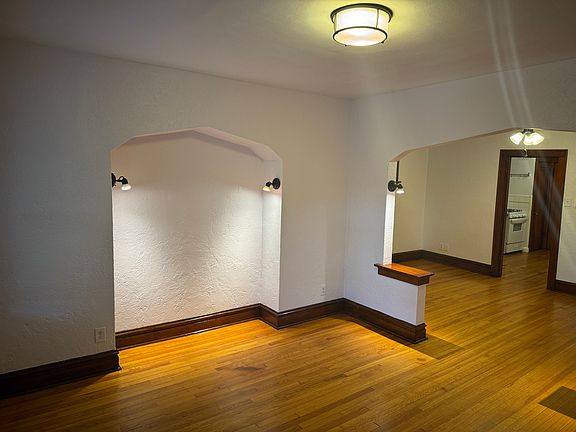 4th image of 6144 S Grand Blvd Floor 1