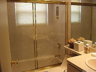 4th image of 321 Astor Dr
