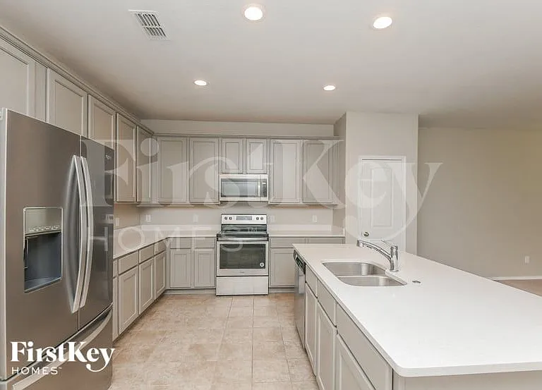 6252 Outrigger Rd — Photo 5