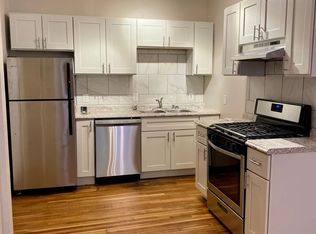 2726 Girard Ave S #102, Minneapolis, MN 55408