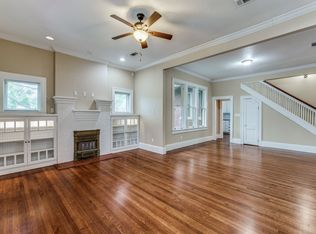 6 Chase Ct, Fort Worth, TX 76110