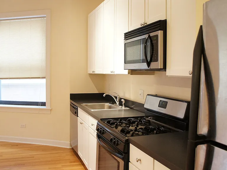 4715 N. Sheridan LLC — Photo 18