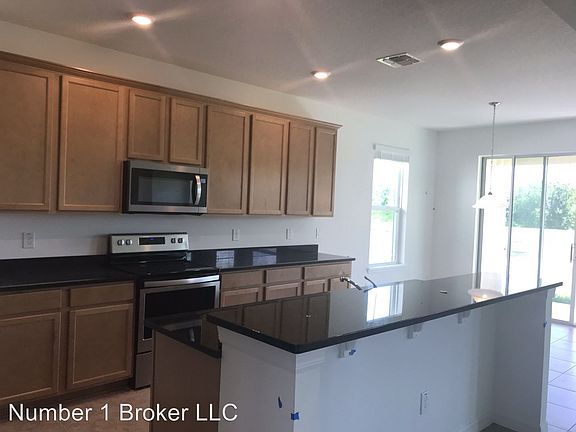 4th image of 1517 Juniper Hammock St