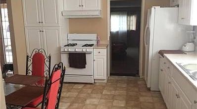 3rd image of 3495 Foss St