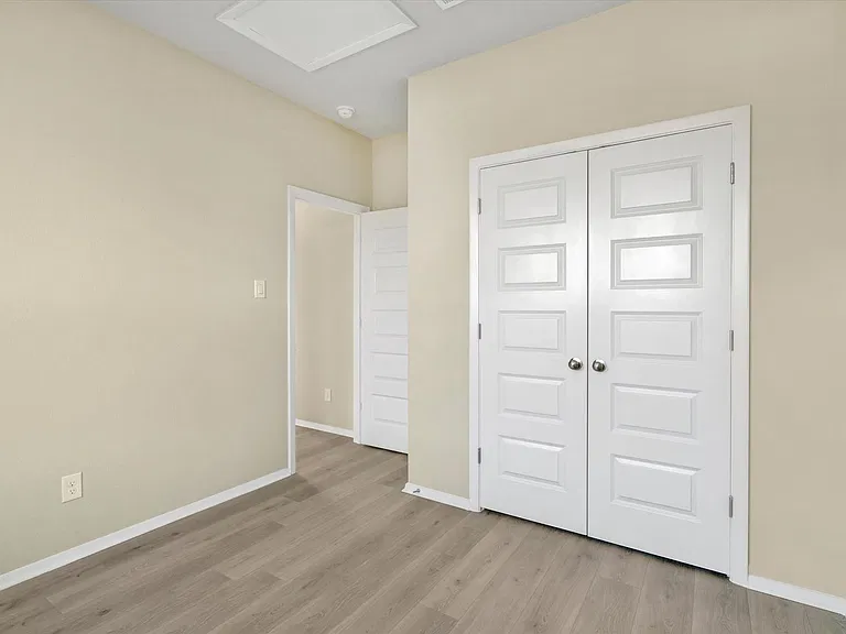 235 Trailside Ln — Photo 11