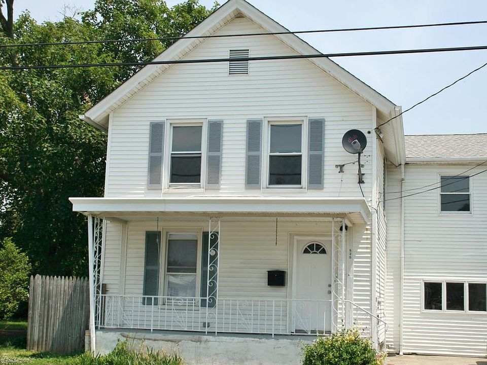 2nd image of 525 Bath Ave