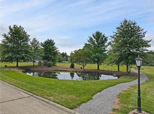 2249 Heritage Trl, Poland, OH 44514