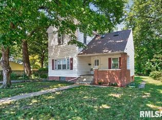 1023 Governor St, Springfield, IL 62704