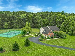 1355 Mink Rd, Perkasie, PA 18944